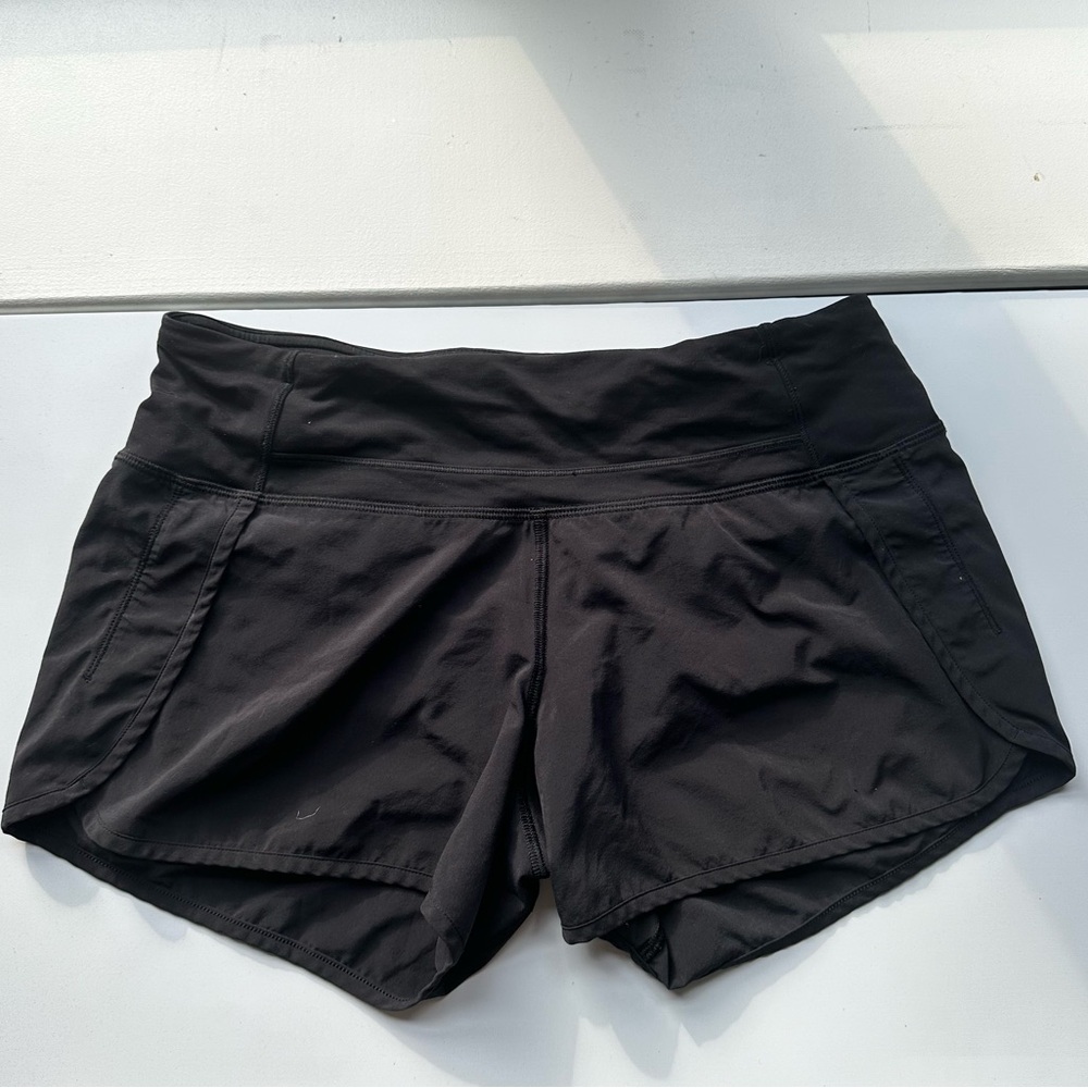 Lululemon Speed Up Shorts 4” Size 6